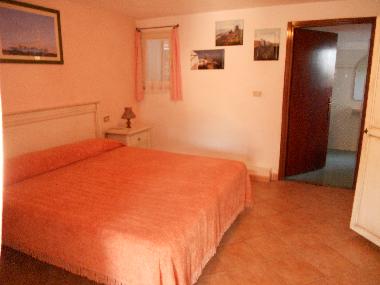 Chambre avec petit djeuner /en/au LA MADDALENA (Olbia-Tempio)ou appartement ou maison de vacances