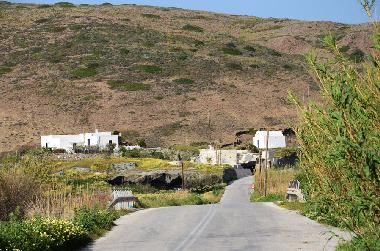 Maison de vacances �/en/au Milos (Kyklades)ou appartement ou maison de vacances