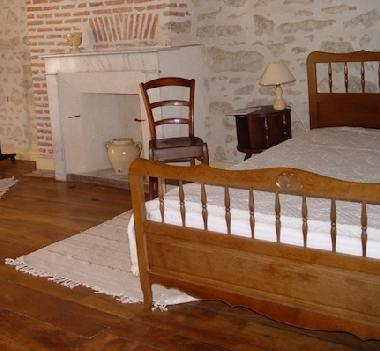 Maison de vacances �/en/au Saint Priest des Champs (Puy-de-D�me)ou appartement ou maison de vacances