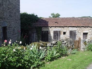 Maison de vacances �/en/au Saint Priest des Champs (Puy-de-D�me)ou appartement ou maison de vacances