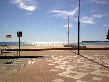 promenade maritime et plage del Carmen