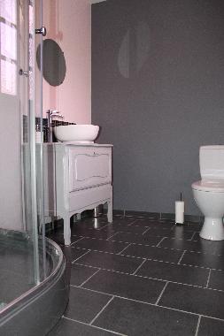 Chambre avec petit d�jeuner �/en/au Exideuil sur Vienne (Charente)ou appartement ou maison de vacances