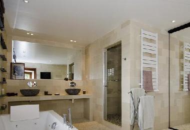 Chambre avec petit djeuner /en/au Saint-Marc-Jaumegarde (Bouches-du-Rhne)ou appartement ou maison de vacances