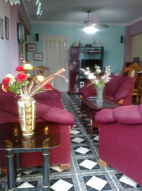 Chambre avec petit d�jeuner �/en/au 11,MILLON (Ciudad de la Habana)ou appartement ou maison de vacances