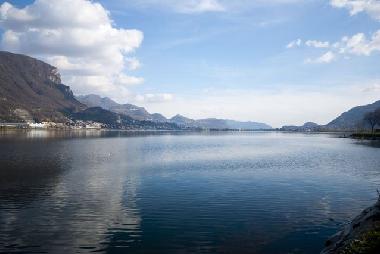 Appartement de vacances �/en/au Pescate (Lecco)ou appartement ou maison de vacances