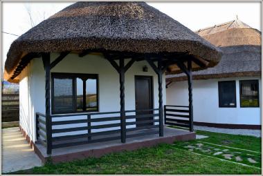 Chambre avec petit d�jeuner �/en/au Dunavatu de Jos (Tulcea)ou appartement ou maison de vacances