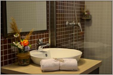 Chambre avec petit d�jeuner �/en/au Dunavatu de Jos (Tulcea)ou appartement ou maison de vacances