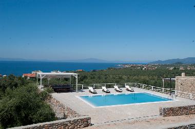 Villa �/en/au Mani (Messinia)ou appartement ou maison de vacances