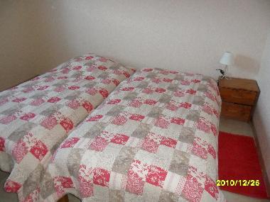 Maison de vacances /en/au SAINT FLORENT SUR AUZONNET (Gard)ou appartement ou maison de vacances