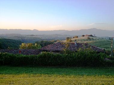 Chambre avec petit djeuner /en/au Montmiral (Drme)ou appartement ou maison de vacances