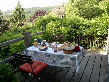 Chambre avec petit djeuner /en/au Montmiral (Drme)ou appartement ou maison de vacances