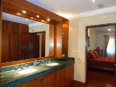 Villa /en/au Cherngtalay (Phuket)ou appartement ou maison de vacances