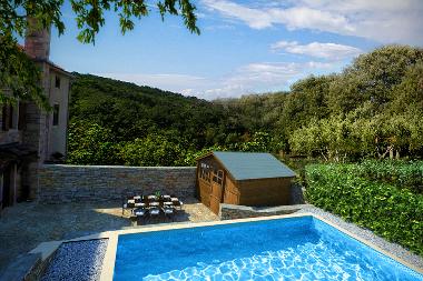 Maison de vacances �/en/au Buie (Istarska)ou appartement ou maison de vacances