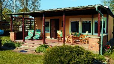 Maison de vacances �/en/au Gnewikow OT Seehof (Brandebourg)ou appartement ou maison de vacances