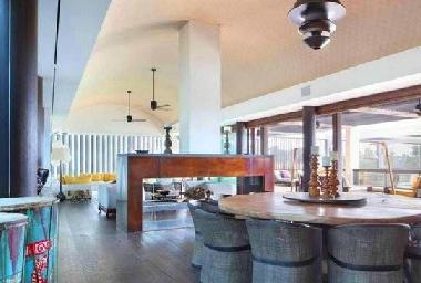 Villa �/en/au Antibes (Alpes-Maritimes)ou appartement ou maison de vacances