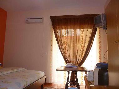 Maison de vacances /en/au KSAMIL (Sarande)ou appartement ou maison de vacances