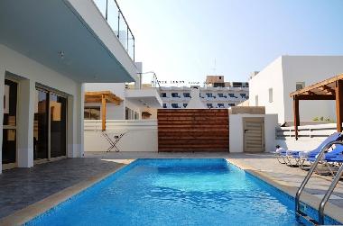 Villa /en/au Protaras (Famagusta)ou appartement ou maison de vacances