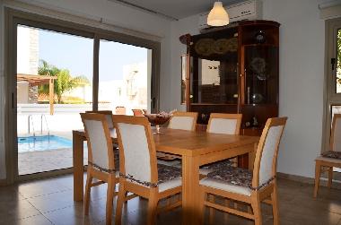 Villa /en/au Protaras (Famagusta)ou appartement ou maison de vacances