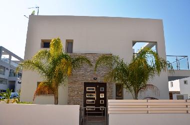 Villa /en/au Protaras (Famagusta)ou appartement ou maison de vacances