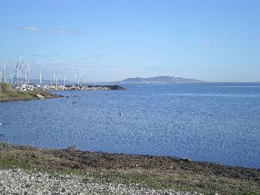 view from the promenade, S�te in background