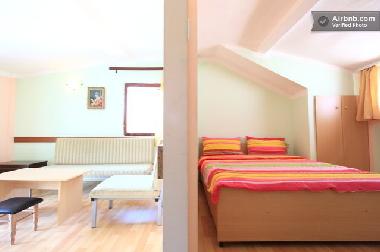 Chambre avec petit d�jeuner �/en/au pestani (Ohrid)ou appartement ou maison de vacances