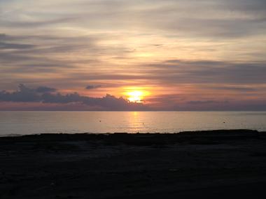 soleil et la mer au petit matin