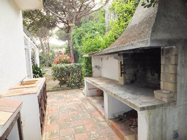 Maison de vacances /en/au Santa Margherita di PULA (Cagliari)ou appartement ou maison de vacances