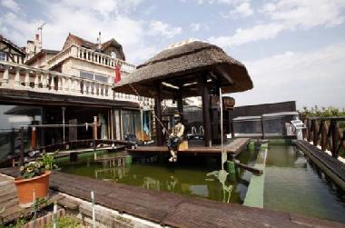 Terrasse surplombant la seine avec plan d