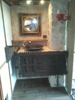 lavabo dans la chambre