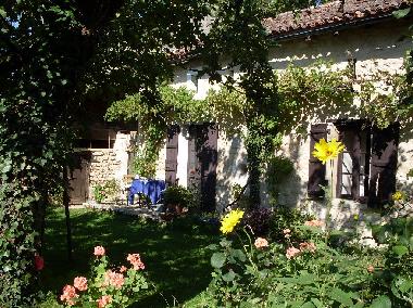 Maison de vacances �/en/au Varaignes (Dordogne)ou appartement ou maison de vacances