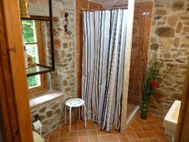 Maison de vacances /en/au Cantagallo (Prato)ou appartement ou maison de vacances