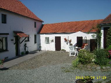 Maison de vacances /en/au ELLEZELLES (Wallonia)ou appartement ou maison de vacances