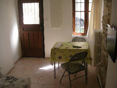 Maison de vacances �/en/au ARLES (Bouches-du-Rh�ne)ou appartement ou maison de vacances
