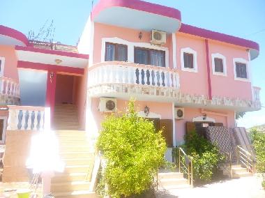 Maison de vacances /en/au ksamil (Sarande)ou appartement ou maison de vacances
