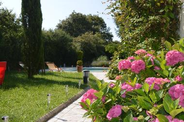 Maison de vacances �/en/au Montambert (Ni�vre)ou appartement ou maison de vacances