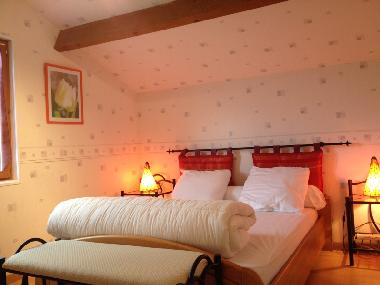 Maison de vacances �/en/au Montambert (Ni�vre)ou appartement ou maison de vacances