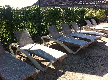 Palais / Chteau /en/au La Pacaudiere (Loire)ou appartement ou maison de vacances