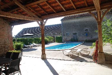 Maison de vacances /en/au La Pacaudiere (Loire)ou appartement ou maison de vacances