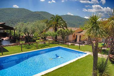 Villa �/en/au Porqueres (Girona)ou appartement ou maison de vacances