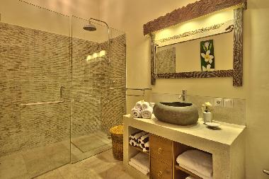 Villa �/en/au Seririt (Bali)ou appartement ou maison de vacances