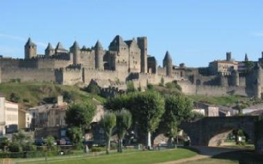 Chambre avec petit d�jeuner �/en/au CARCASSONNE (Aude)ou appartement ou maison de vacances