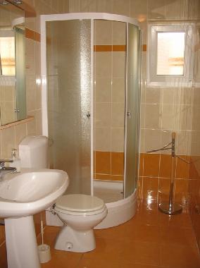 Chambre avec petit djeuner /en/au krk (Primorsko-Goranska)ou appartement ou maison de vacances
