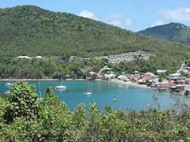 bourg de deshaies, � 6 km