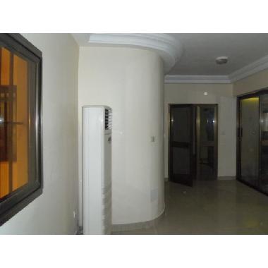 Villa �/en/au lom� (Lome)ou appartement ou maison de vacances