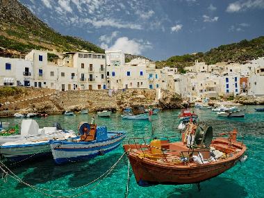 Villa /en/au Buseto palizzolo (Trapani)ou appartement ou maison de vacances