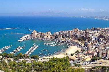 Villa /en/au Buseto palizzolo (Trapani)ou appartement ou maison de vacances