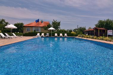 Maison de vacances �/en/au Bryastovets (Burgas)ou appartement ou maison de vacances