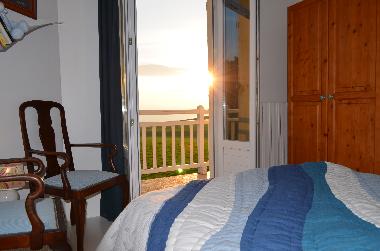 Chambre lit en 140 cm - Vue Mer