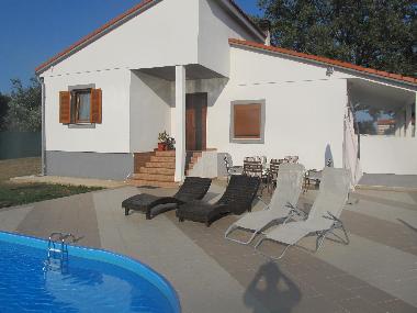 Villa /en/au Svetvincenat (Istarska)ou appartement ou maison de vacances