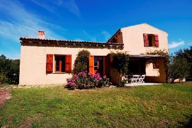 Maison de vacances �/en/au Baja Sardinia (Olbia-Tempio)ou appartement ou maison de vacances